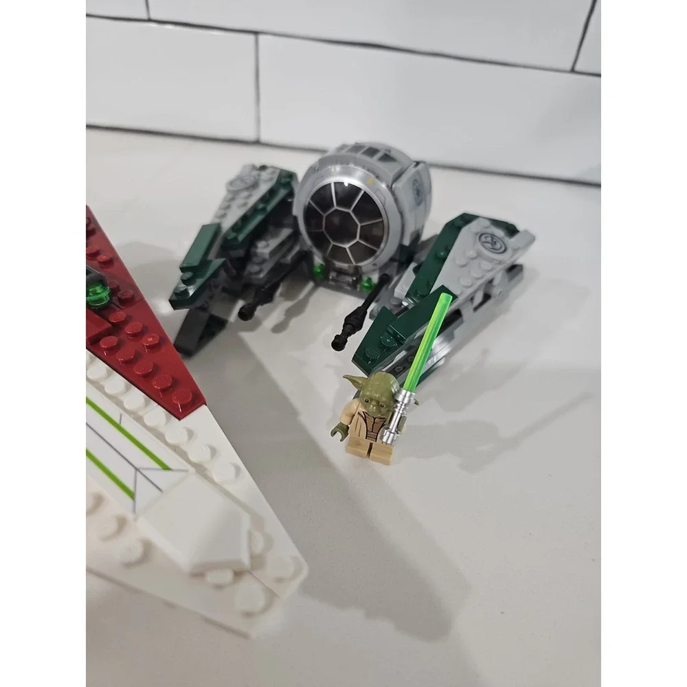 LEGO Star Wars: Obi-Wan Kenobi's Jedi Starfighter And Yoda Jedi Starfghter Lot - Picture 5 of 6